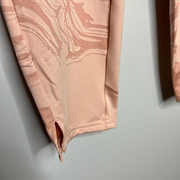 Gymshark Marble Power Joggers in Pink - Picture 5 of 9